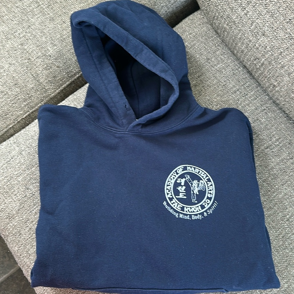 Academy of Martial Arts Men’s Unisex Navy Hooded Sweatshirt Size Small